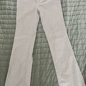 Gently used St John’s Bay corduroy bootleg pant.